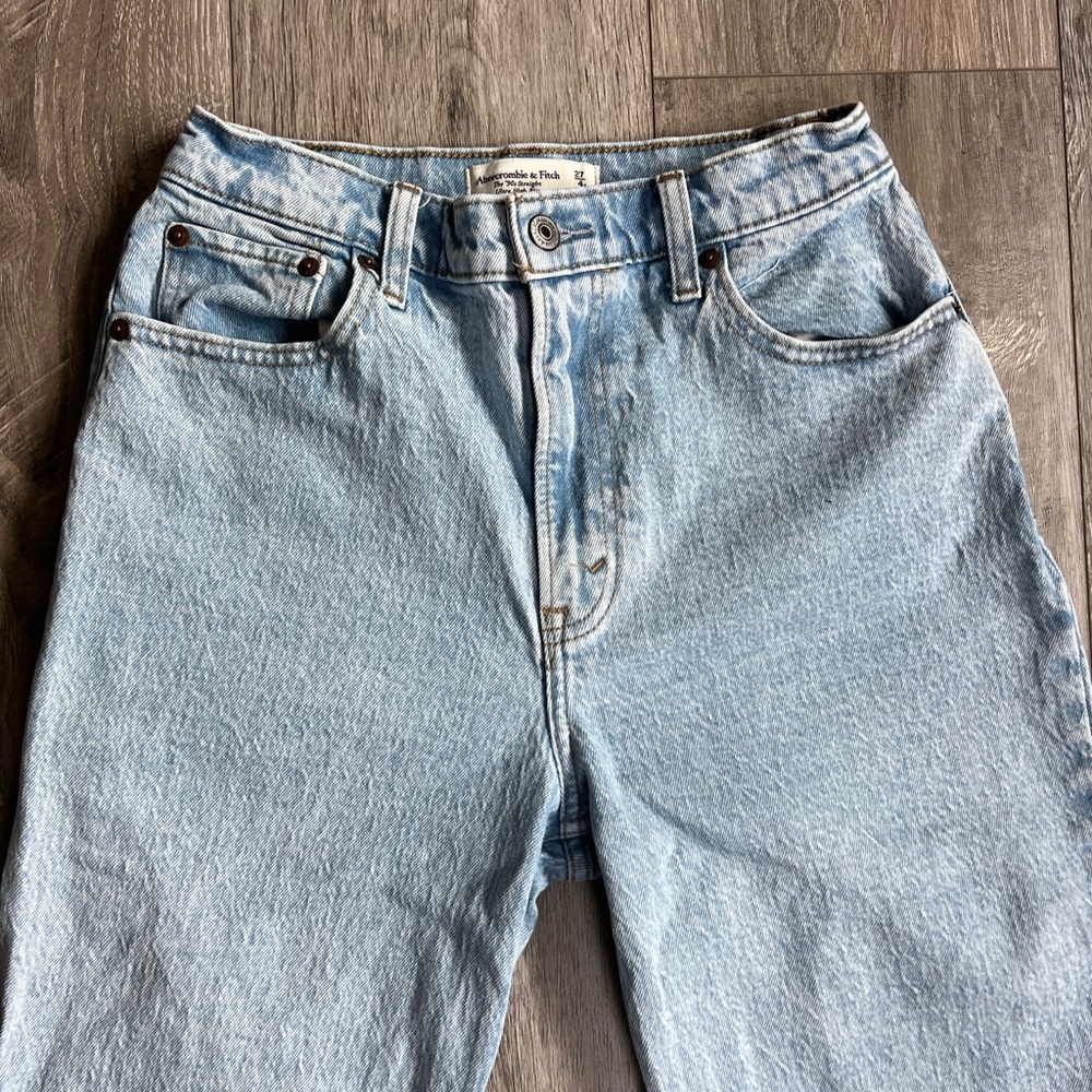 Abercrombie & Fitch The 90s Straight Ultra High Rise Curve Love Size 27/4s - Picture 14 of 15